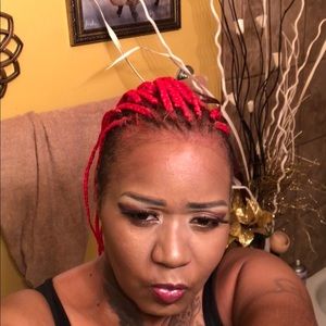 Meet your Posher, Brenda